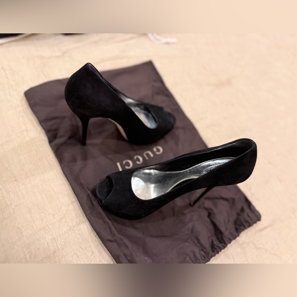 Gucci Black Suede Peep-Toe Women's Shoes - Picture 4 of 6
